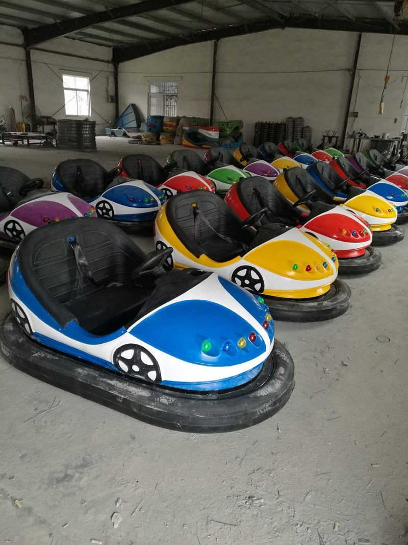 兒童碰碰車_兒童游樂設施